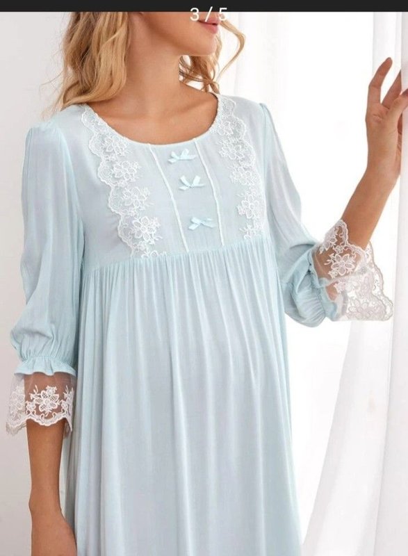 قميص نوم مطرز